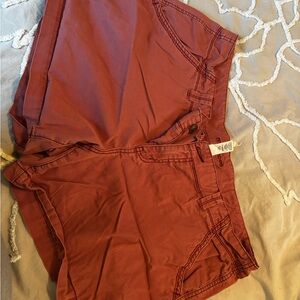 Maurices Women's Cargo Shorts in Rust